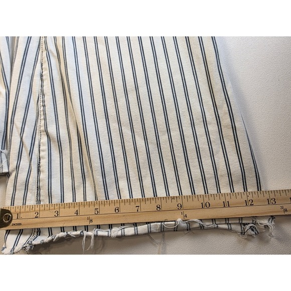 Judy Blue Ultra High Rise Pin Stripe Super Flare Striped Jeans Women 13/31 - Picture 7 of 8